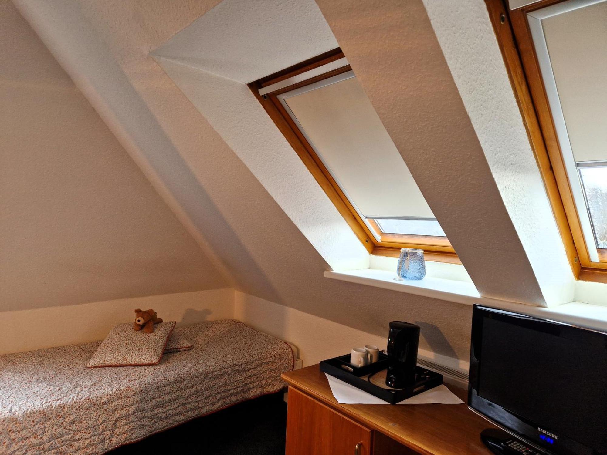 Hotel Faehrhaus Niederkleveez Bosdorf  Экстерьер фото